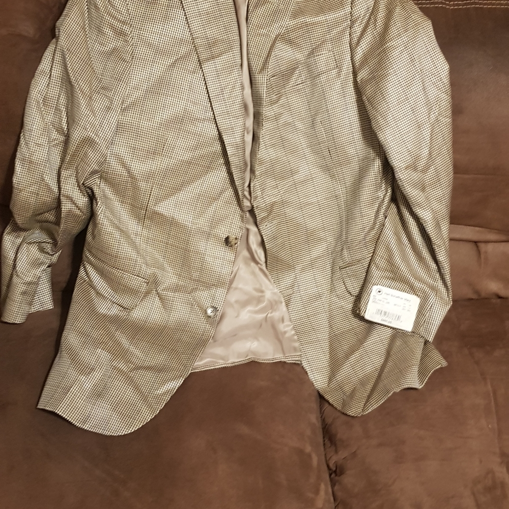 Jacket - Picture 4 of 4